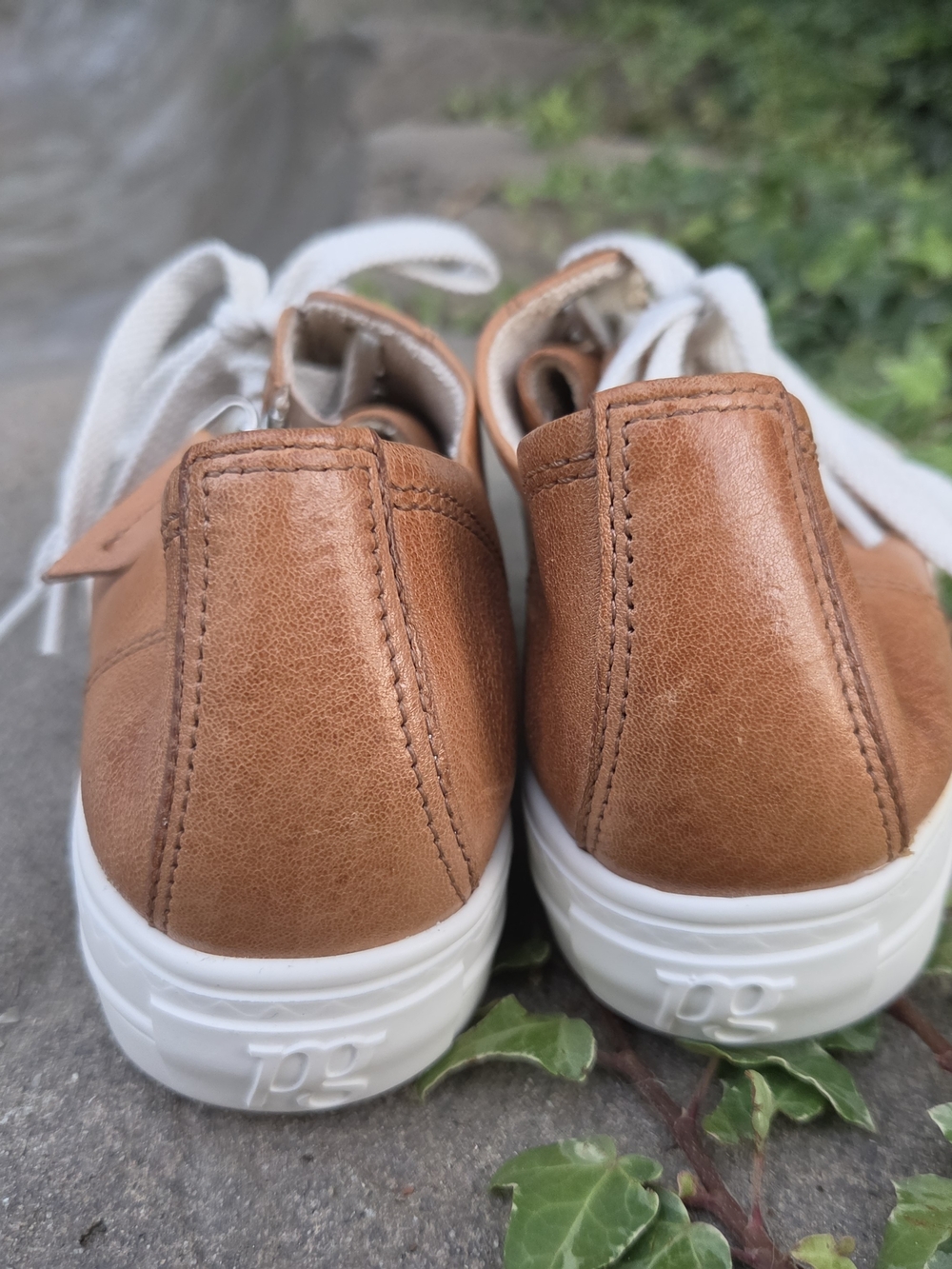 Paul Green Cognac Brown Leather Lace-Up Sneaker with Side Zipper Size 5.5 - Picture 6 of 7